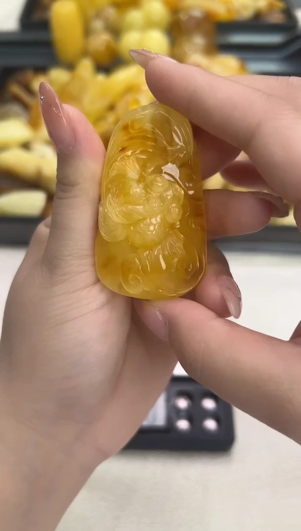 裸石琥珀未镶嵌琥珀蜜蜡吊坠