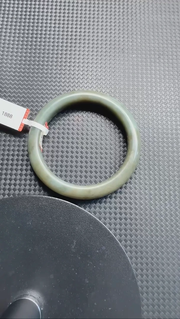 和田玉手镯未镶嵌214圈口55.6