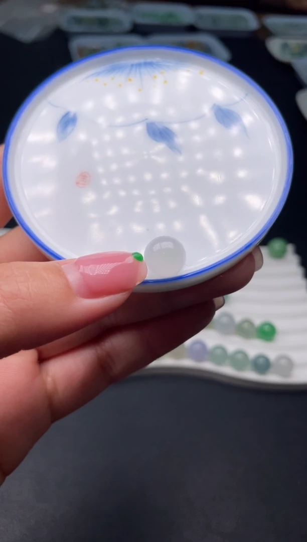 【闪购商品】翡翠颈饰未镶嵌啊A888