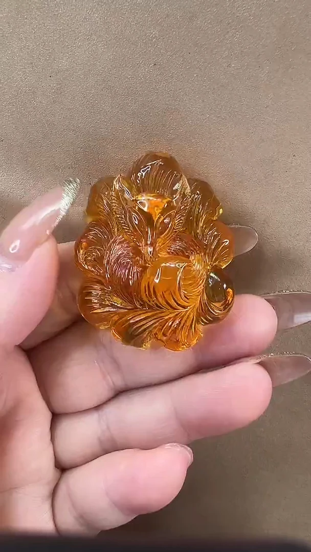 琥珀颈饰未镶嵌吊坠
