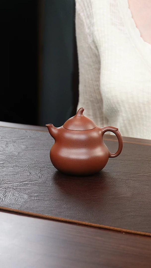 茶壶紫砂侯静底槽清葫芦150cc