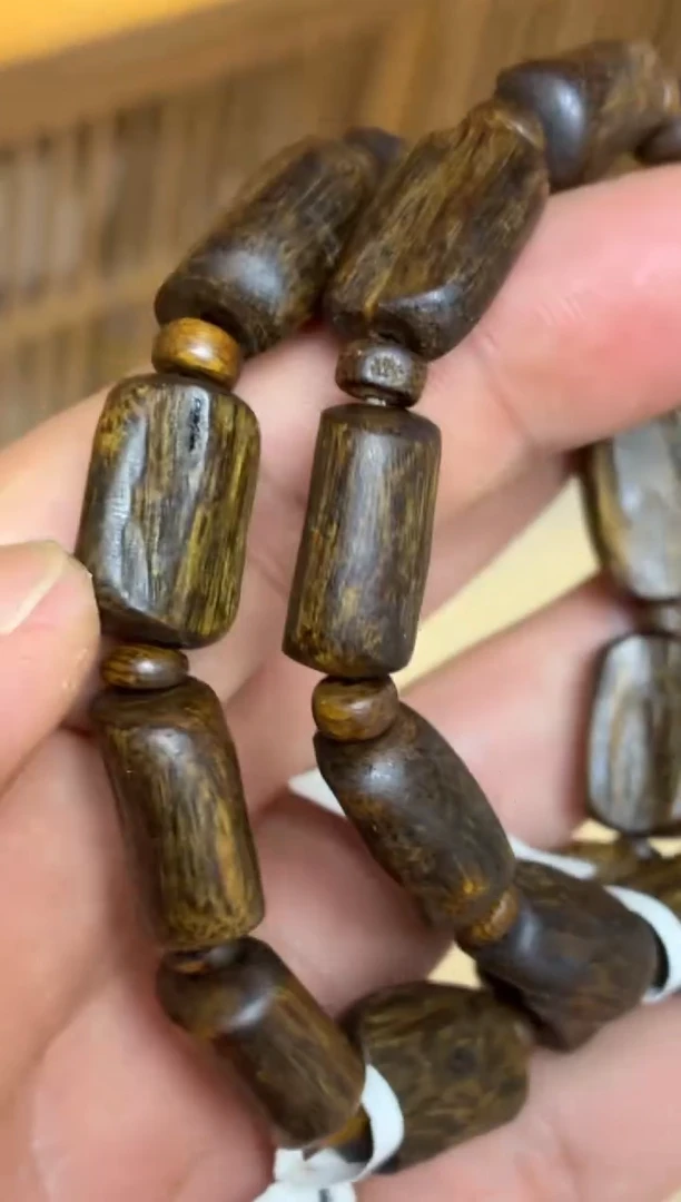 沉香手串海南莺歌绿随型单圈沉水多样性发其一