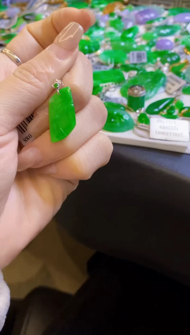 【闪购商品】定制翡翠18K金镶嵌竹子