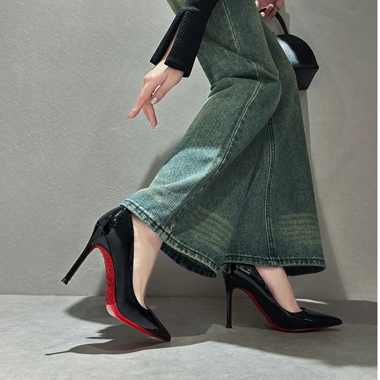 撤柜精品百搭平底外穿女鞋（001-200）