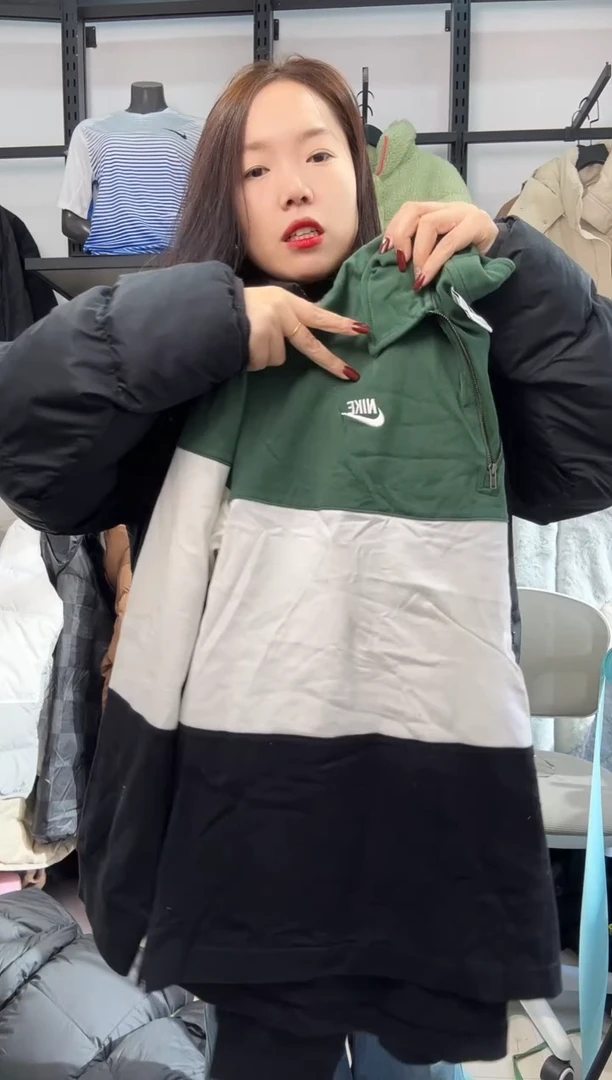 2251  闪购编码  运动卫衣裤以直播间过款为准 尺码  ·  XXL