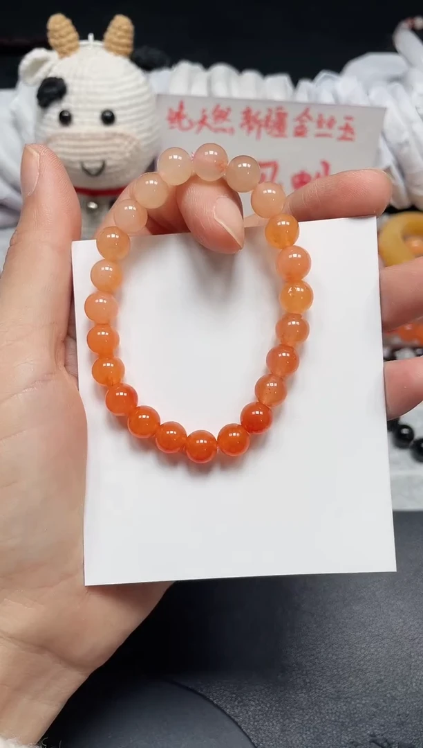 【闪购商品】石英质玉手链未镶嵌柿子红卡8