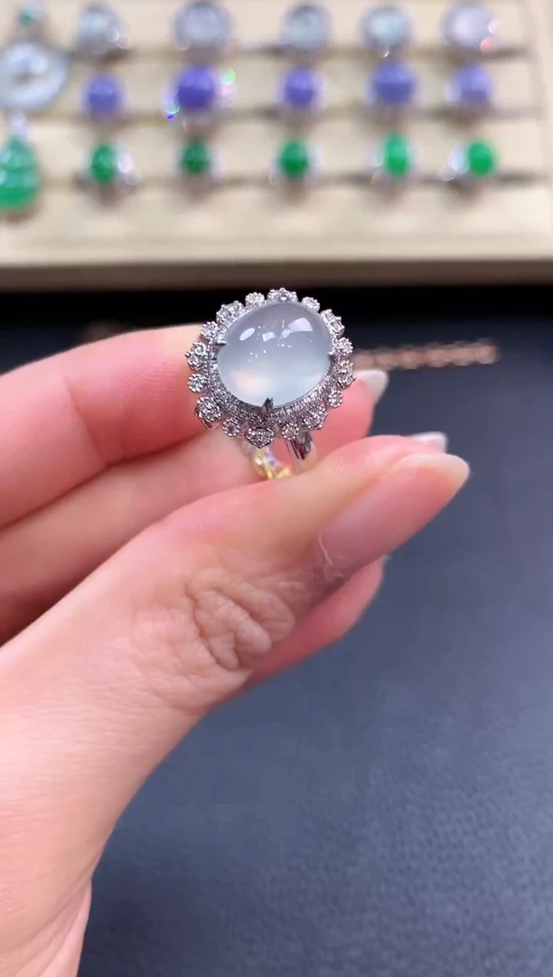 【闪购商品】翡翠戒指18K金镶嵌b73