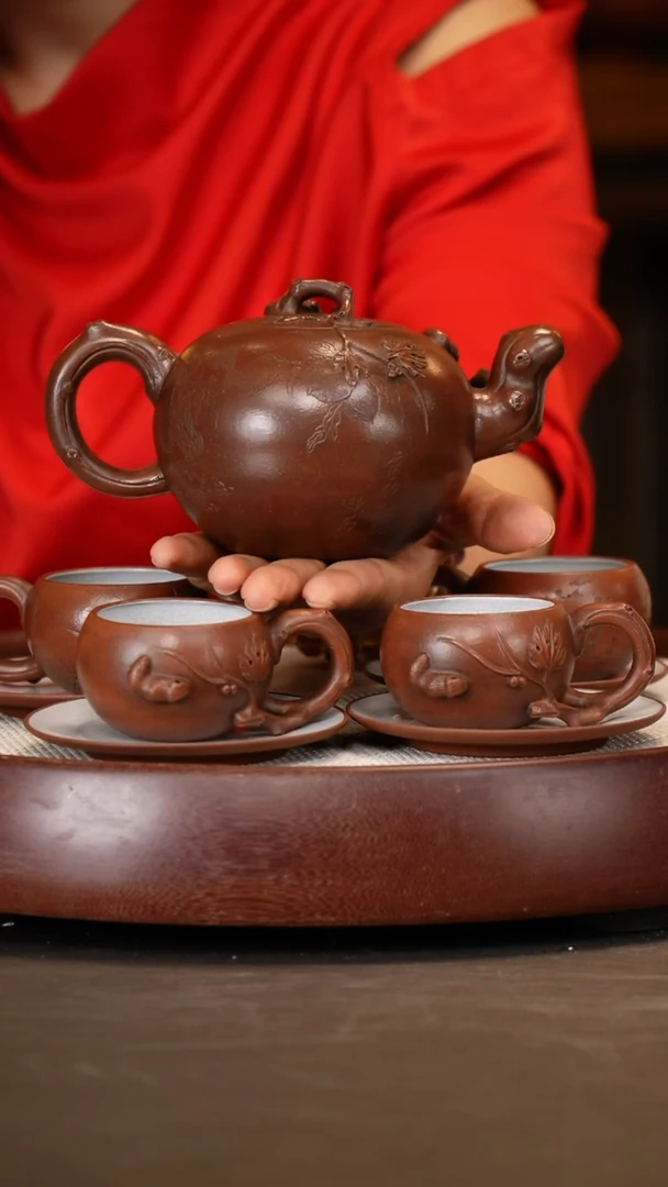 茶壶紫砂【LBS】紫泥松鼠葡萄套组  300CC