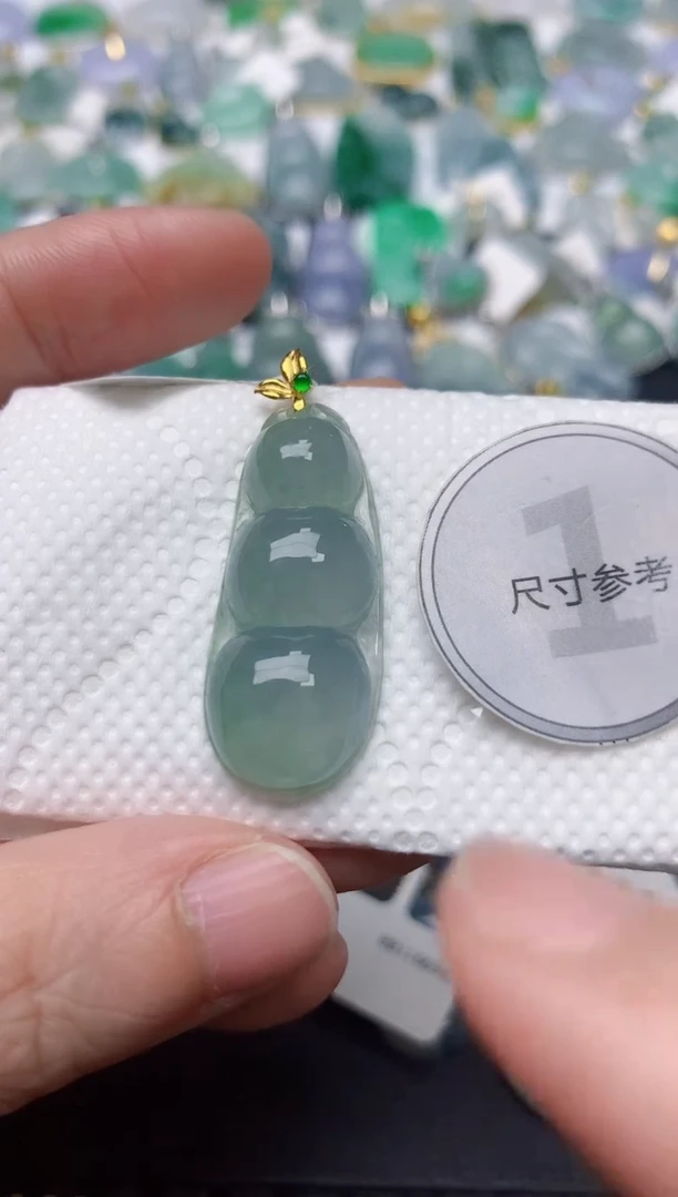 颈饰18K金镶嵌翡翠天然缅甸A货翡翠