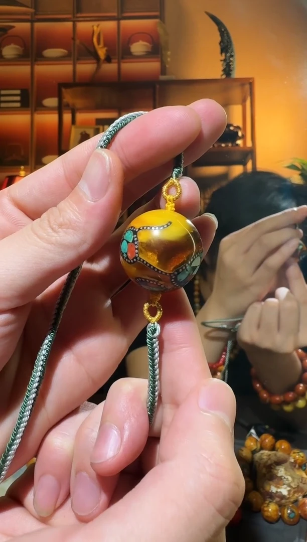 蜜蜡颈饰未镶嵌977天然蜜蜡珠宝奇石