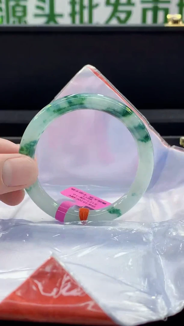 未镶嵌手镯翡翠翡翠手镯