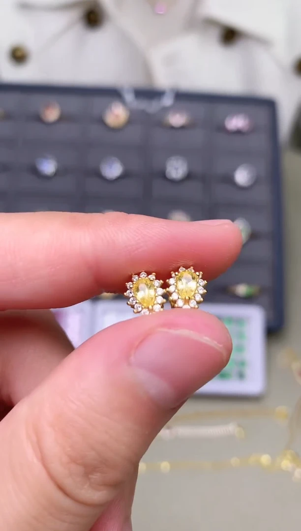 耳饰蓝宝石银S925镶嵌耳饰