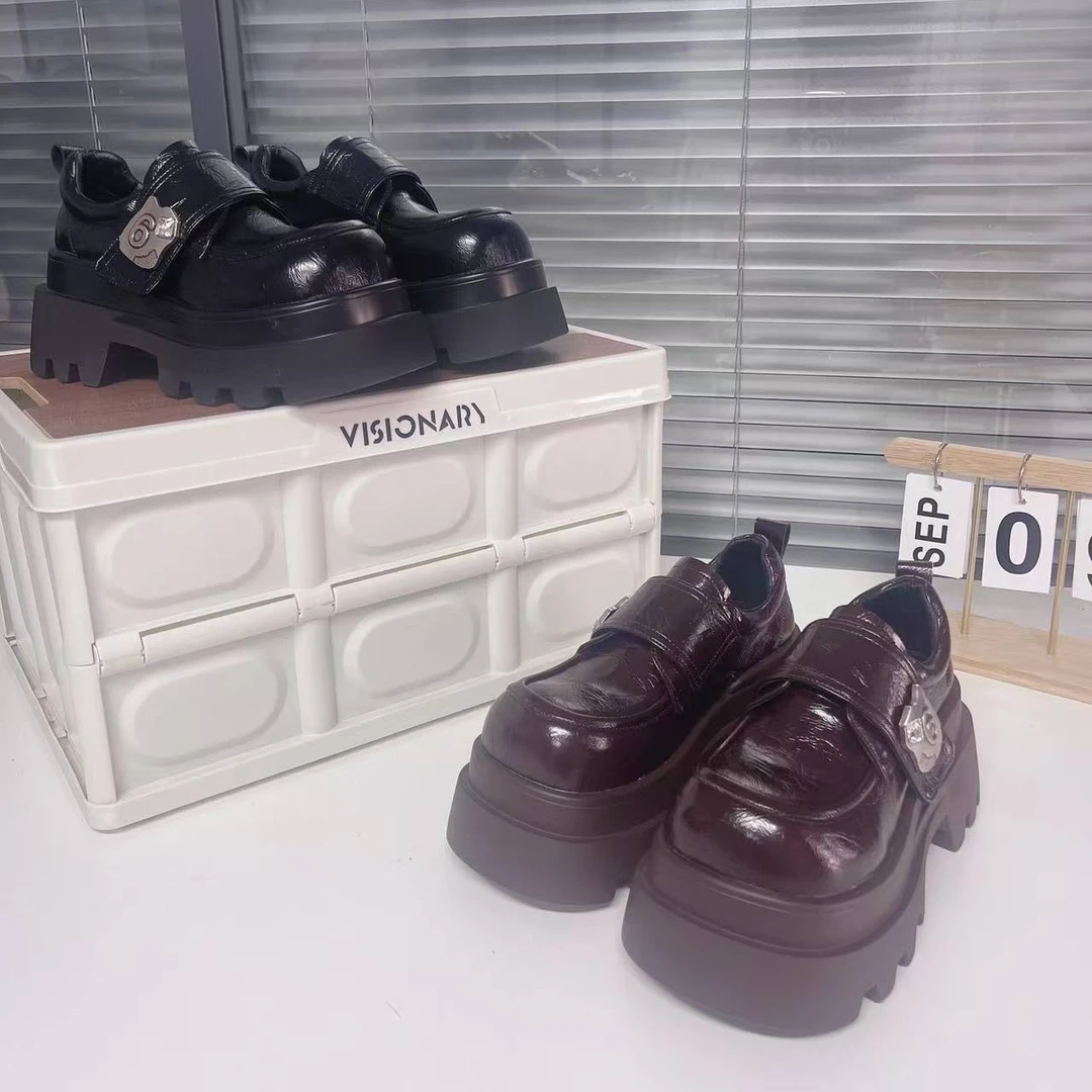 欧洲站时尚百搭圆头厚底复古2025新款春季松糕底英伦风休闲女单鞋