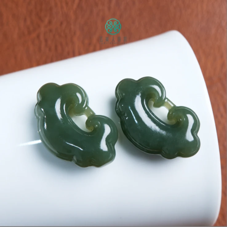 石惑珠宝*和田玉吊坠-如意锁约32*20mm%多样性发一