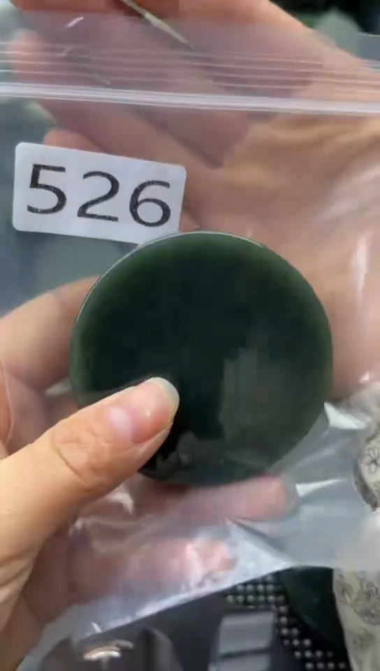 未镶嵌和田玉珠宝半成品镯芯