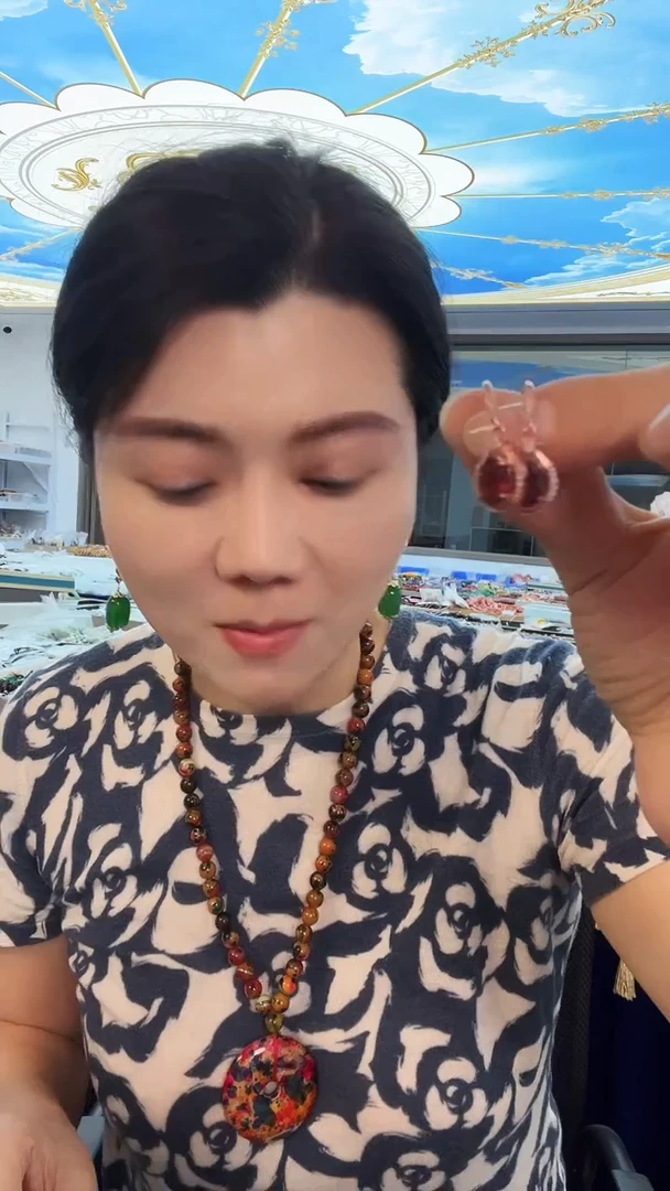 未镶嵌耳饰水晶耳坠