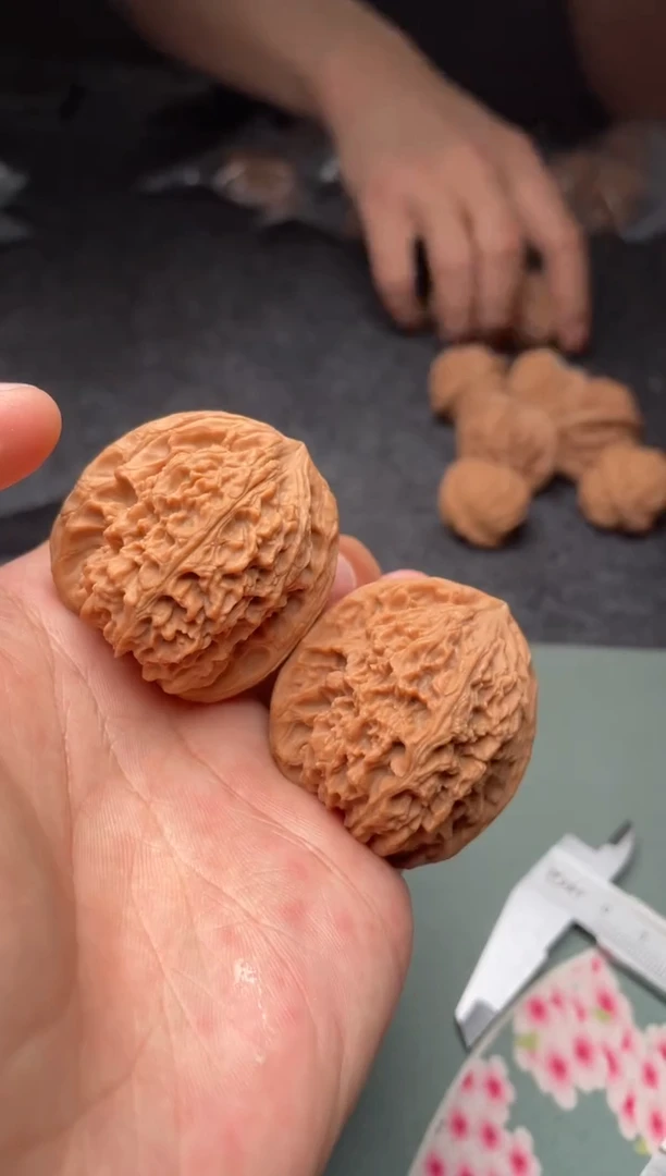 把件文玩核桃a127  南疆石39尺