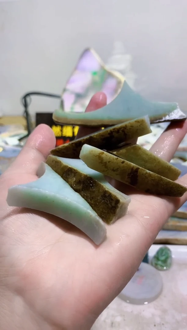 颈饰未镶嵌翡翠慧*0蒙0翡翠珠宝648