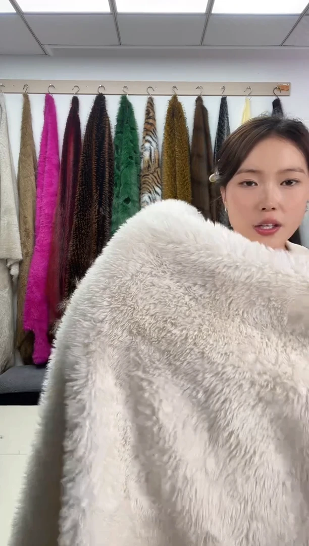 狐狸毛超级福利  白色成品大被子