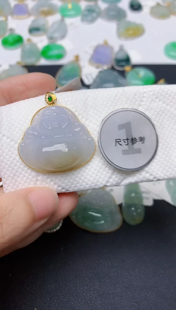 翡翠18K金镶嵌颈饰天然缅甸A货翡翠