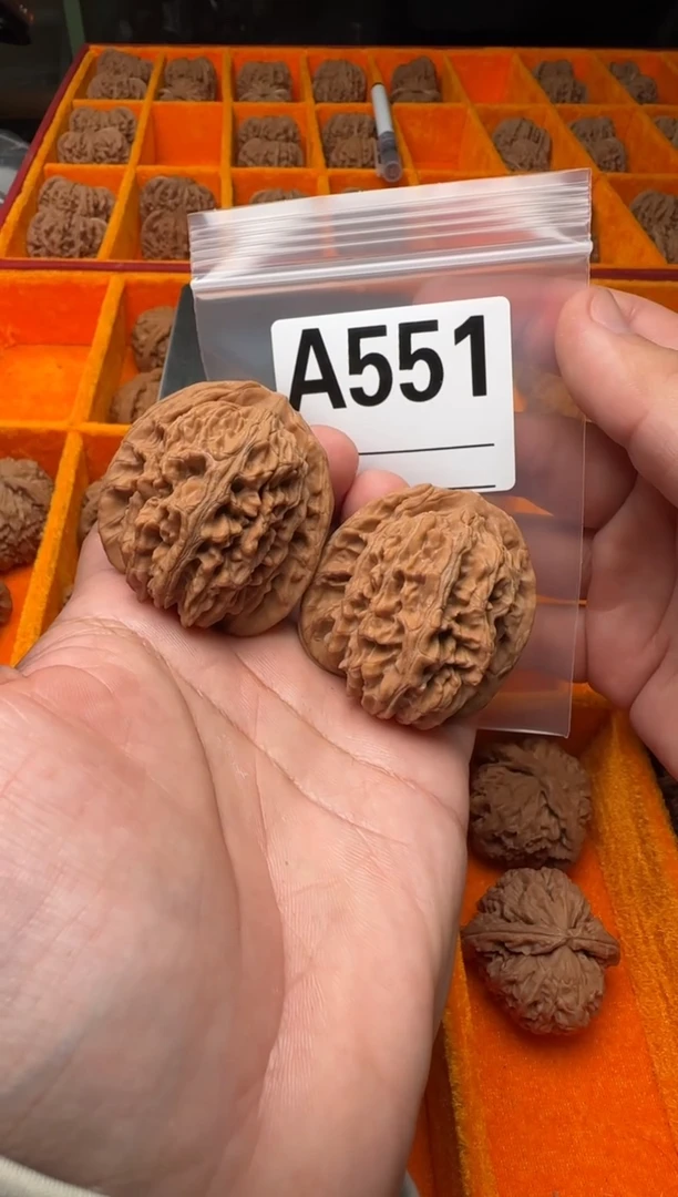 吊坠文玩核桃秦皇楼43-A551