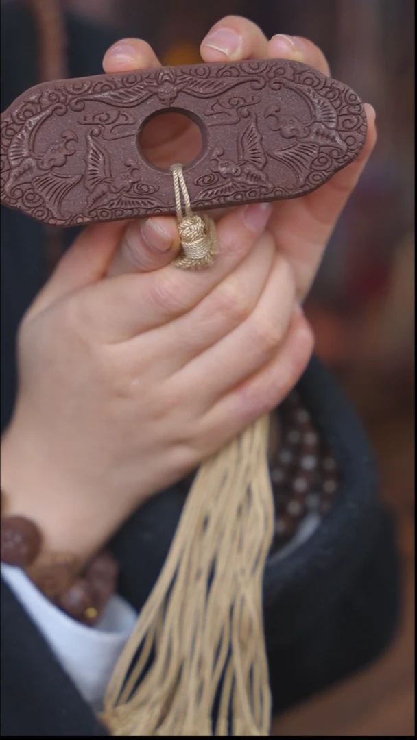 【闪购商品】泥塑龙涎念慈五福临门镇尺款式