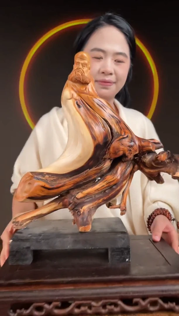 柏木（崖柏）手工摆件,先抢先得! 编号:130