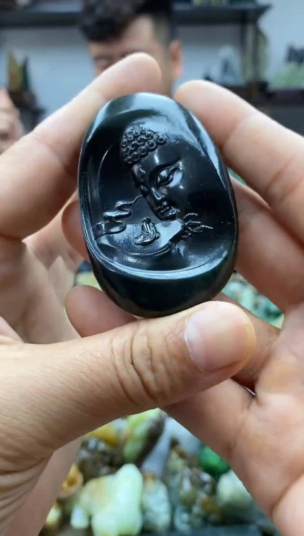 和田玉未镶嵌把件1