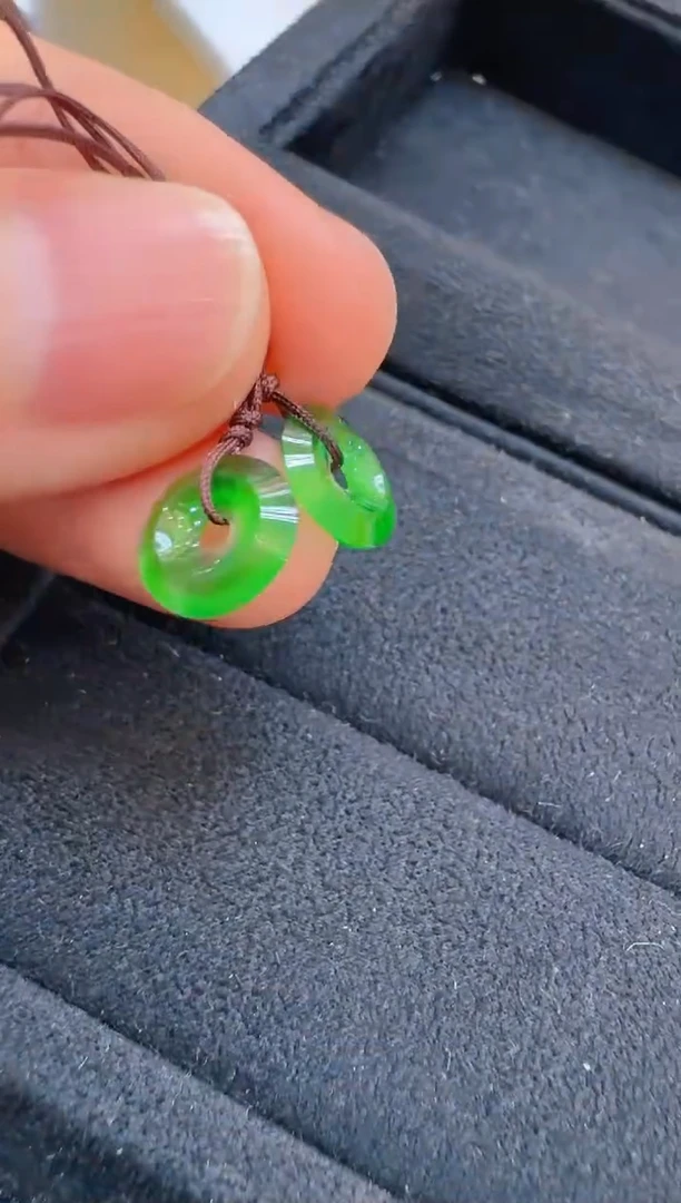 翡翠未镶嵌吊坠(不含链)多样性团购发一件