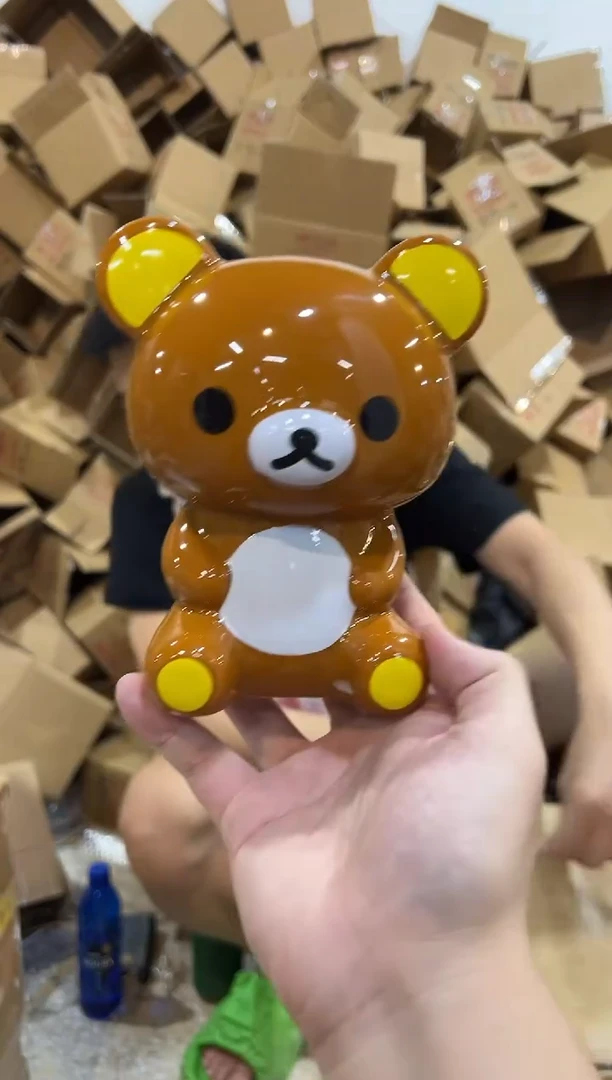 瓷片棕色轻松熊钱罐