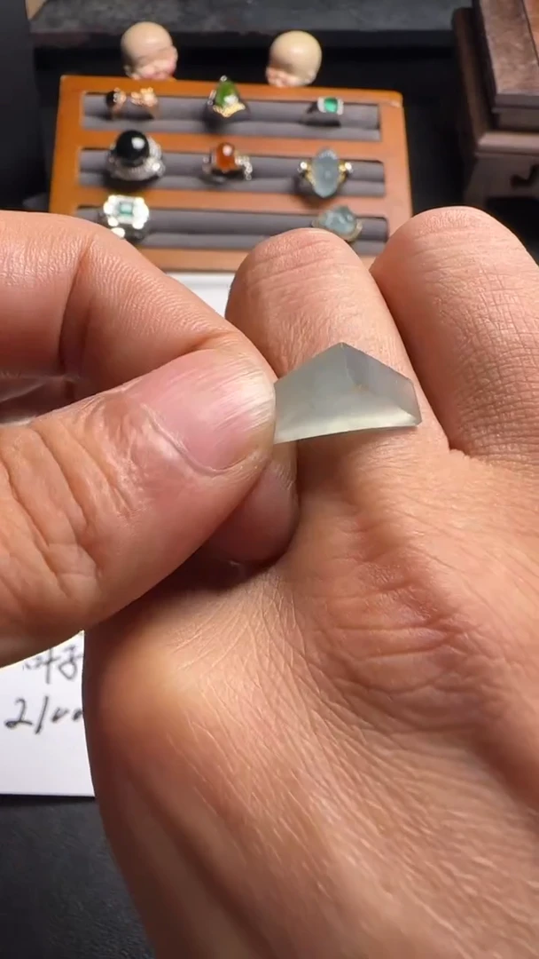 定制翡翠未镶嵌裸石