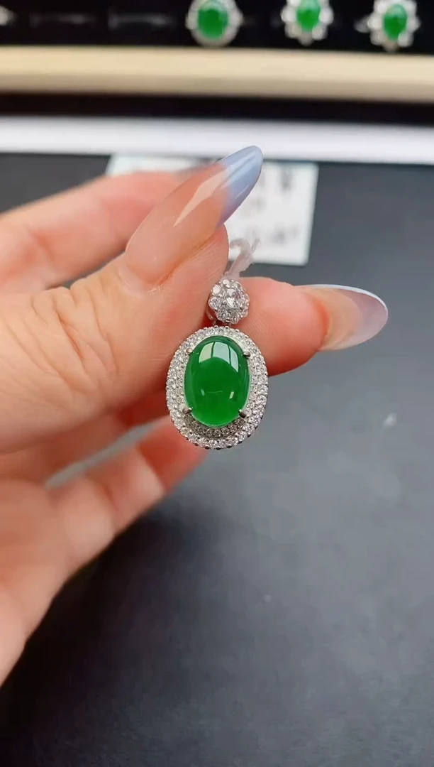 翡翠银S925镶嵌吊坠(赠链)1