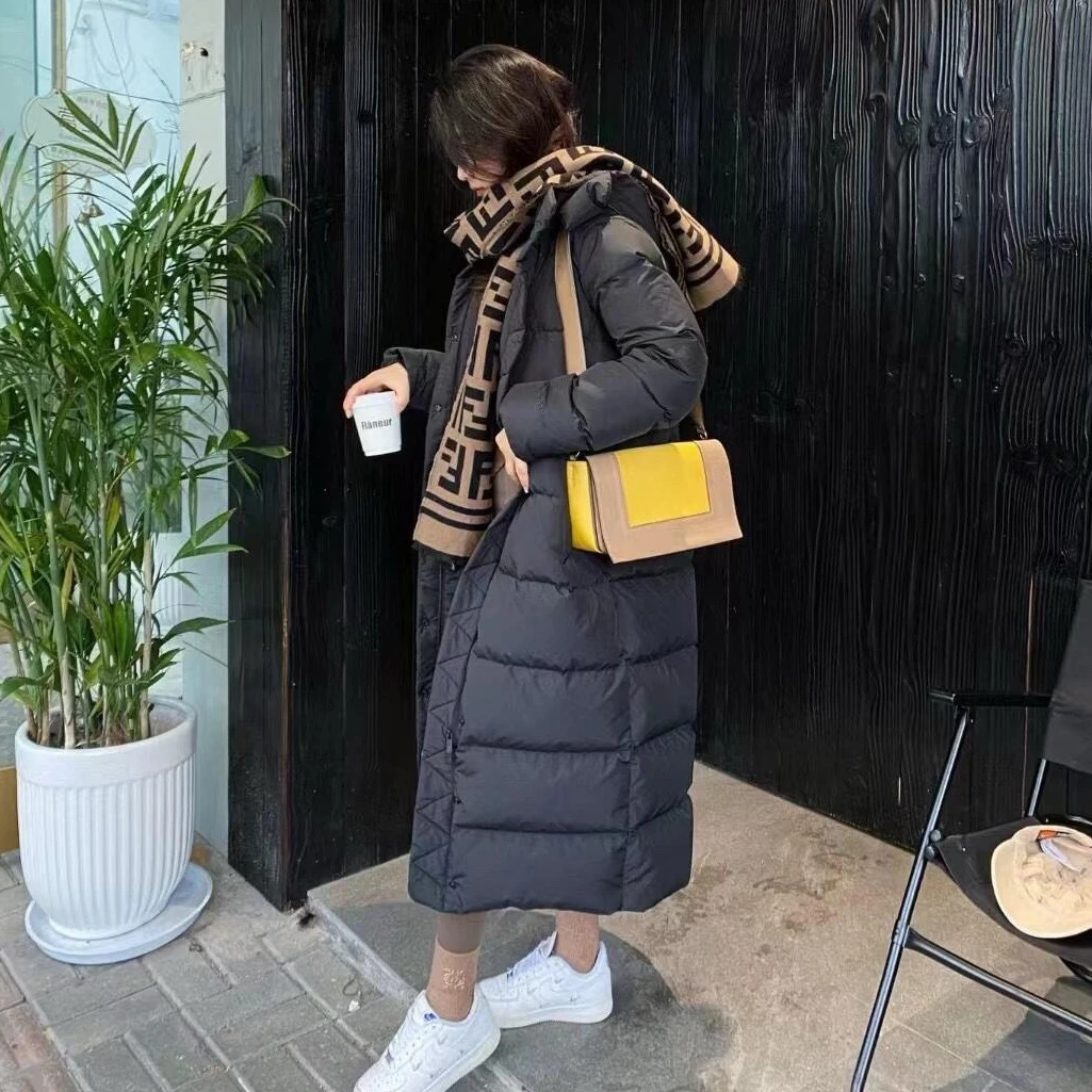 九格长款鹅绒收腰泡芙羽绒服-柜