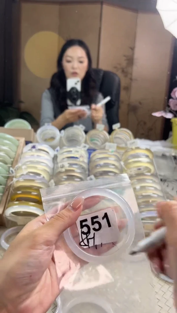 手镯玛瑙/玉髓未镶嵌551