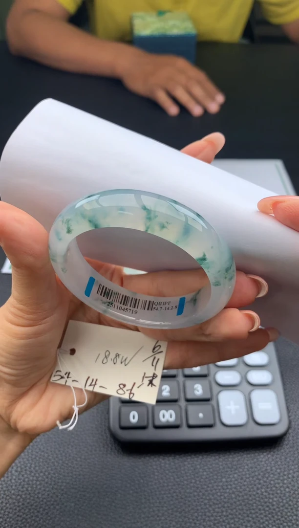 未镶嵌手镯翡翠翡翠手镯 下单联系小耳机#