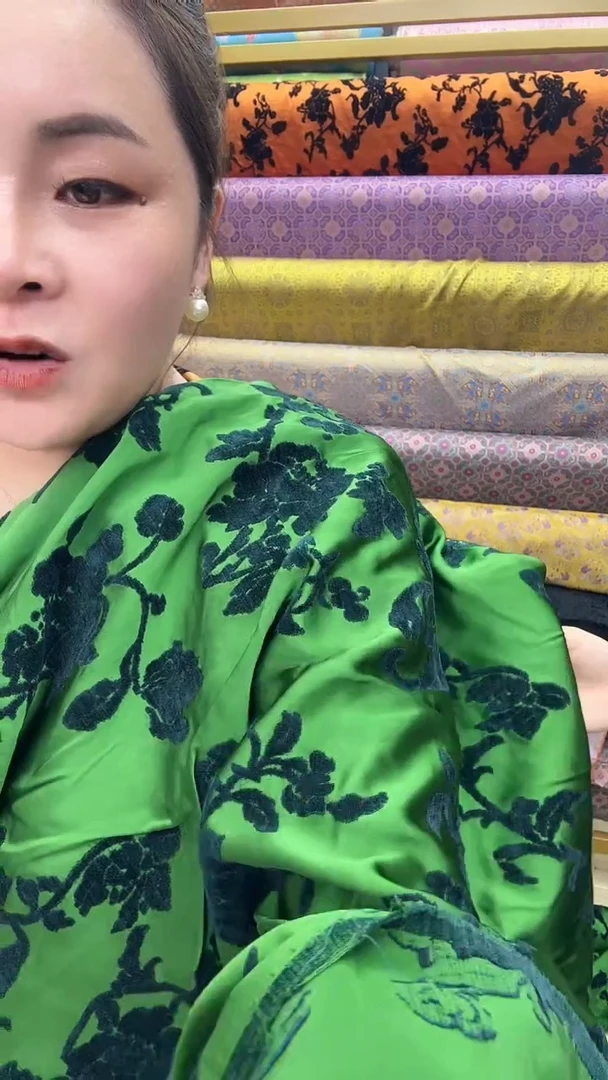 38号绿色植物丝樟绒1.5米