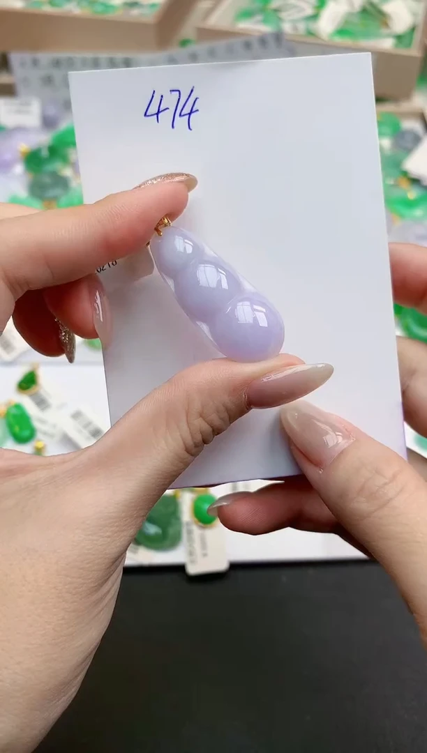 颈饰18K金镶嵌翡翠天然缅甸A货翡翠