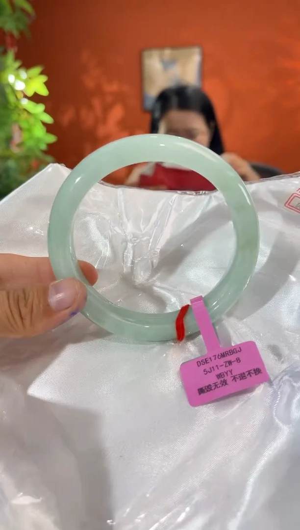 未镶嵌手镯翡翠翡翠手镯