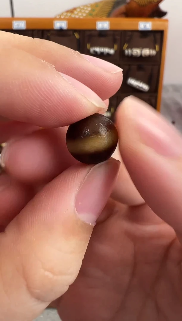 玛瑙/玉髓（覆膜）颈饰未镶嵌7微瑕随机发货