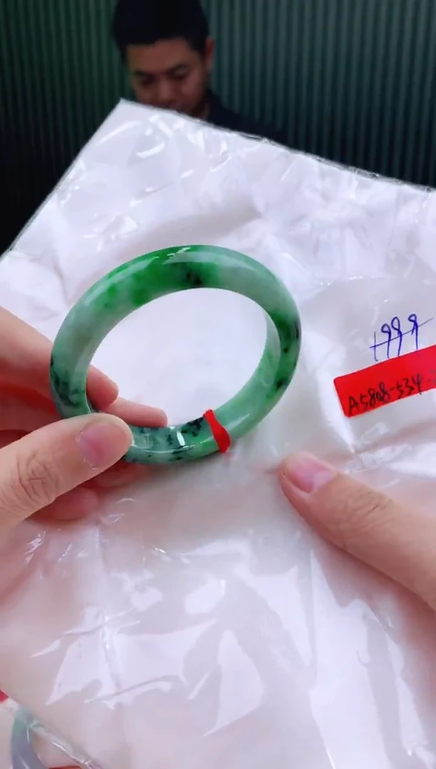 未镶嵌手镯翡翠53