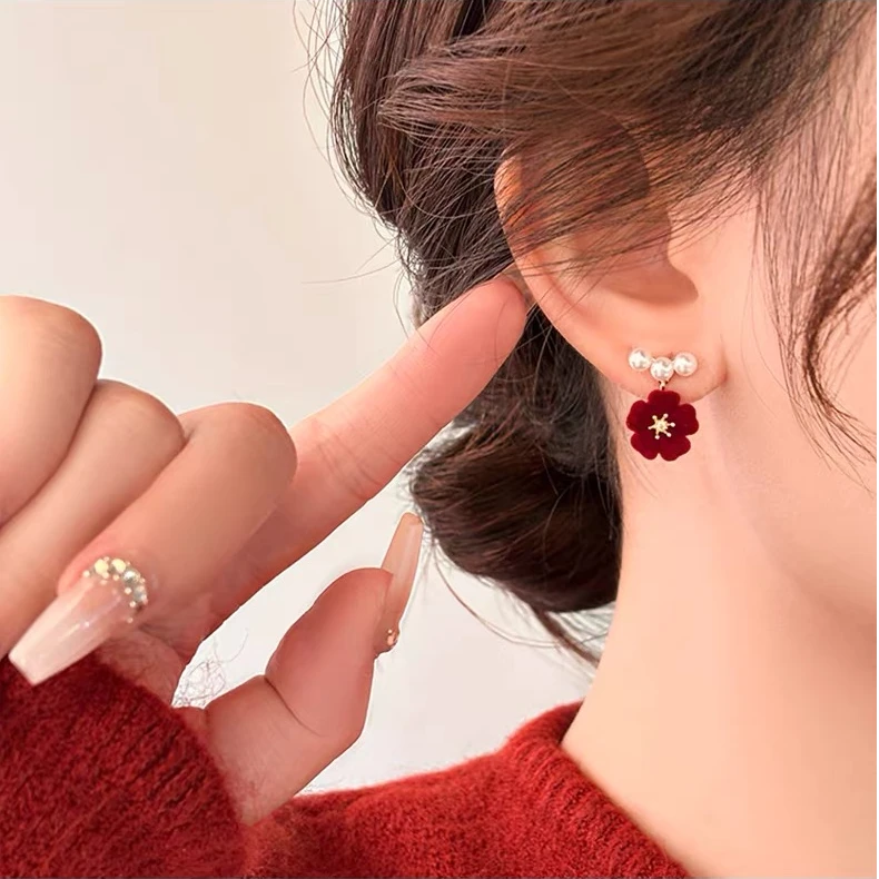 铜合金耳饰 AL5931新年红气质丝绒百搭显白花花耳环