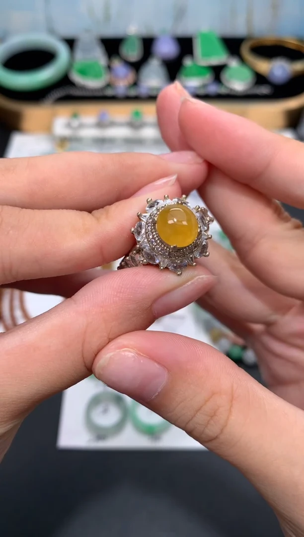未镶嵌挂件翡翠48小时鉴赏期 退货不扣服务费