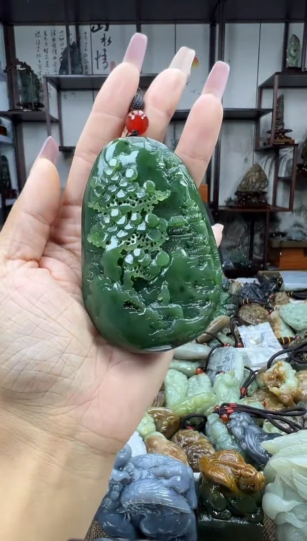 未镶嵌和田玉把件1