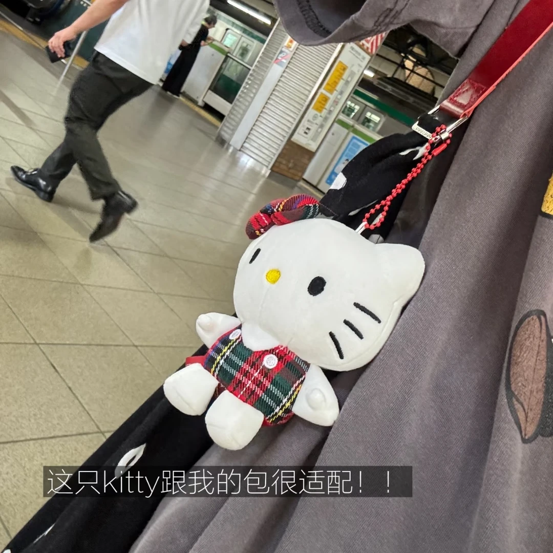 【大阪限定】Hello Kitty 英伦格子Kitty 钥匙扣玩偶