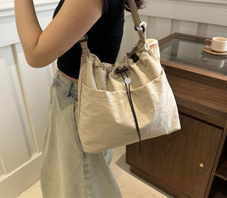 【叶子好物】CH992女士精品单肩包