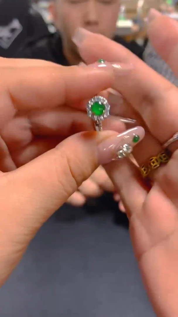 【闪购商品】翡翠戒指未镶嵌0816193172