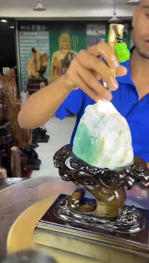 缅甸天然树化玉摆件