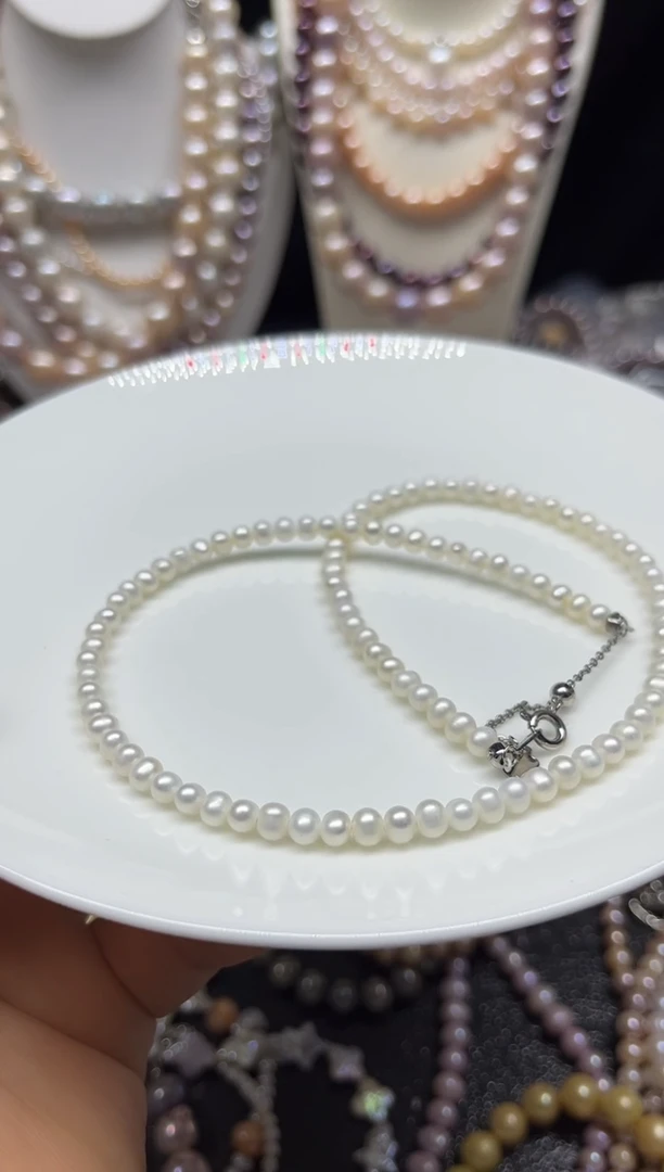 淡水珍珠未镶嵌颈饰多人