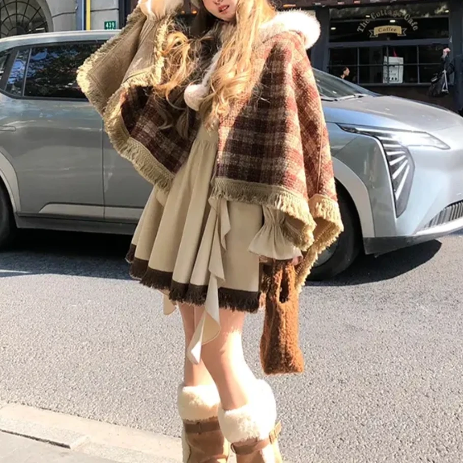 大码微胖mm秋冬法式美拉德斗篷气质显瘦小众连衣裙10597