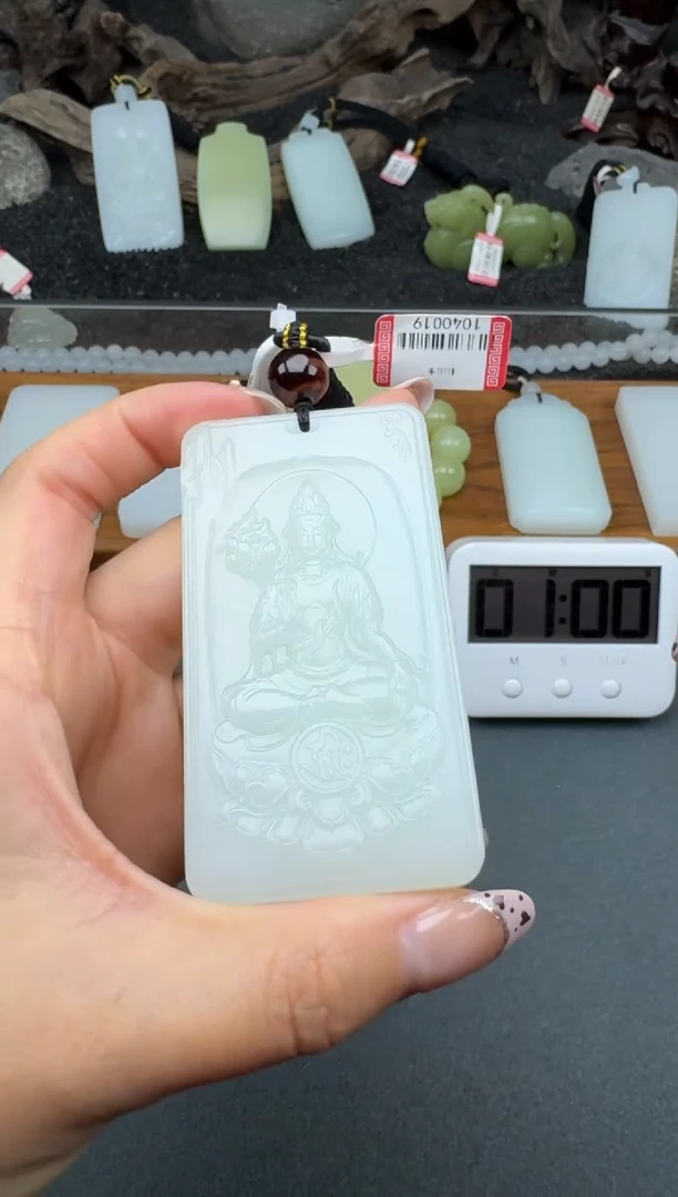 颈饰未镶嵌和田玉3